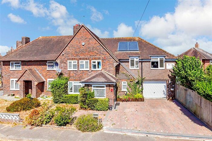 5 Bedroom Semi-Detached House For Sale In Tacklee Road, Yapton, West Sussex, BN18