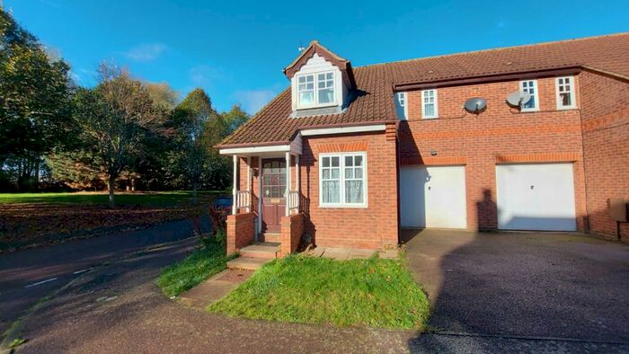 3 Bedroom House To Rent In Chatsworth Avenue, Kettering, NN15