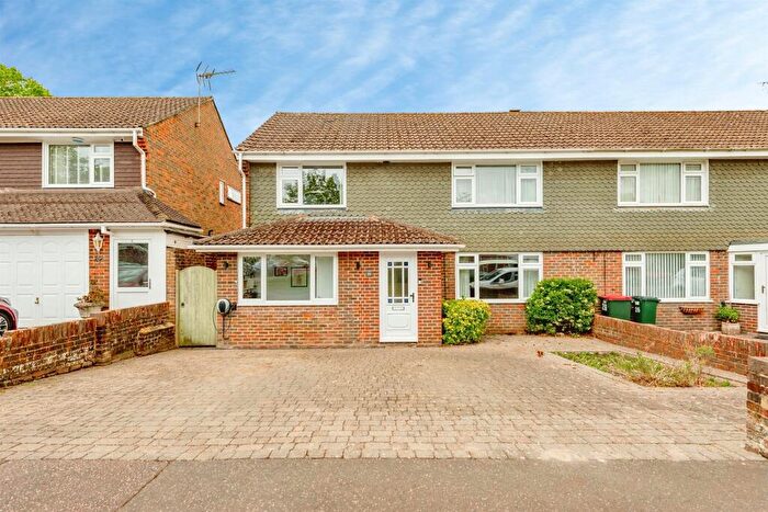 4 Bedroom Semi-Detached House For Sale In Rosamund Road, Crawley, RH10