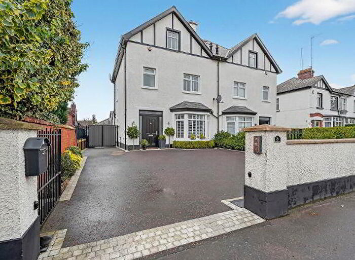 4 Bedroom Semi-Detached House For Sale In Balmoral Avenue, Belfast, BT9