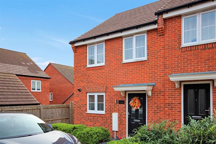 2 Bedroom Semi-Detached House For Sale In Patriot Grove, Wellingborough, NN8