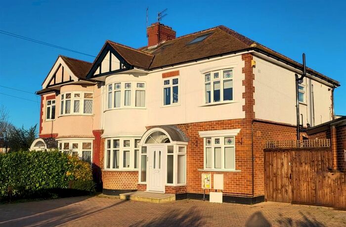 Studio To Rent In Churchbury Lane, Enfield, EN1