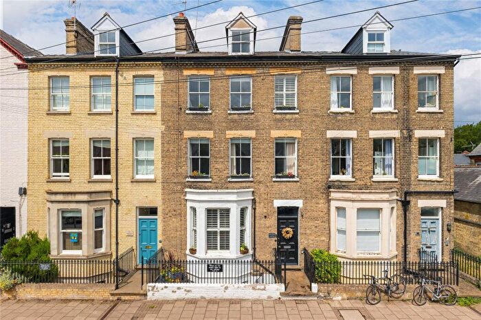 5 Bedroom Terraced House For Sale In Glisson Road, Cambridge, Cambridgeshire, CB1
