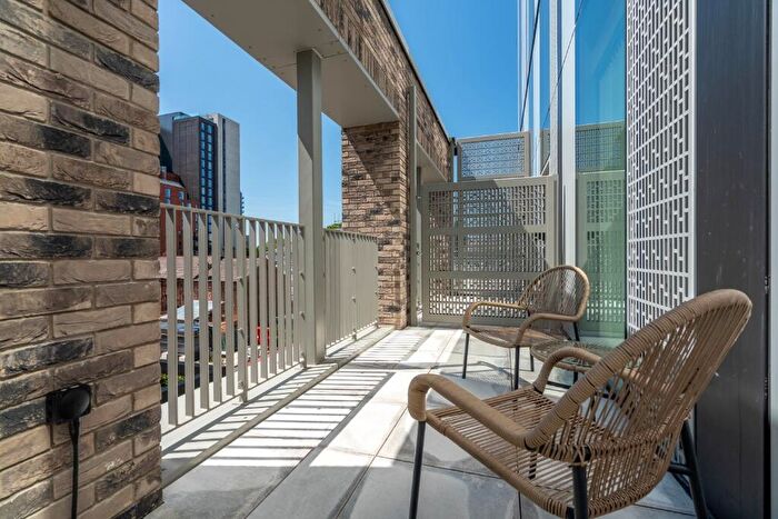 1 Bedroom Apartment To Rent In Bankside Boulevard, Manchester, Greater Manchester, M3