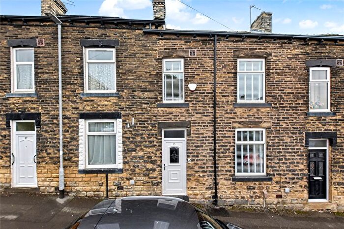 3 Bedroom Terraced House For Sale In Cromack View, Pudsey, West Yorkshire, LS28