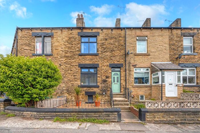 3 Bedroom Terraced House For Sale In Summer Lane, Barnsley, S75