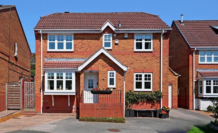 4 Bedroom Detached House For Sale In Stoneley Dell, Sheffield, South Yorkshire, S12