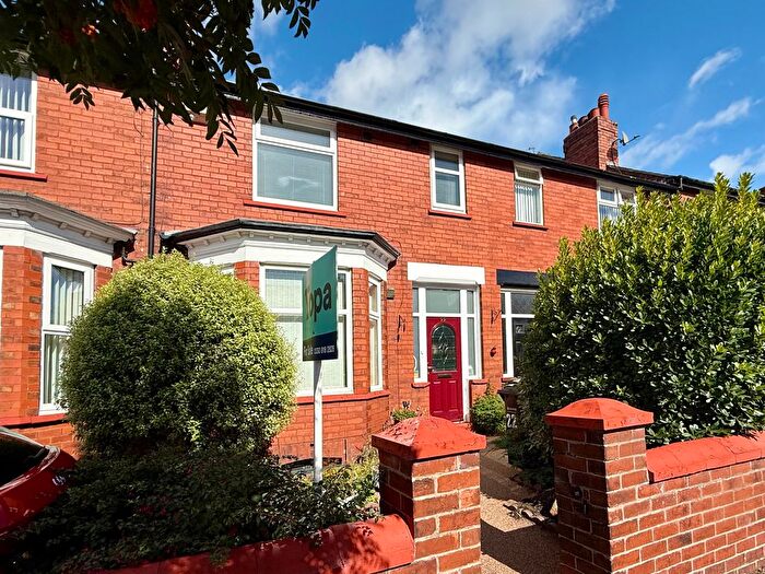 3 Bedroom Terraced House For Sale In Avondale Road, Stockport, SK3