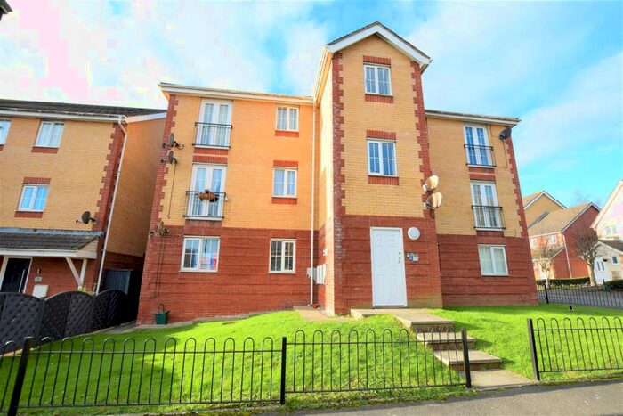 2 Bedroom Flat To Rent In Gerddi Margaret, Barry, CF62