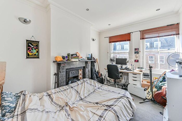 2 Bedroom Flat For Sale In Rita Road, Oval, London, SW8