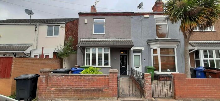 3 Bedroom End Of Terrace House To Rent In Farebrother Street, Grimsby, DN32