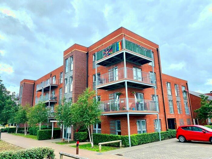 1 Bedroom Apartment To Rent In Meridian Way, Southampton, Hampshire, SO14
