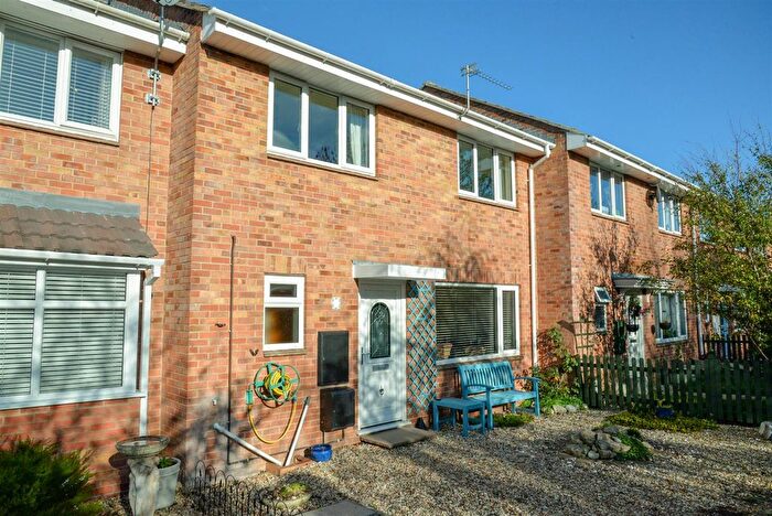 3 Bedroom Terraced House To Rent In Spillers Close, Bridgwater, TA6