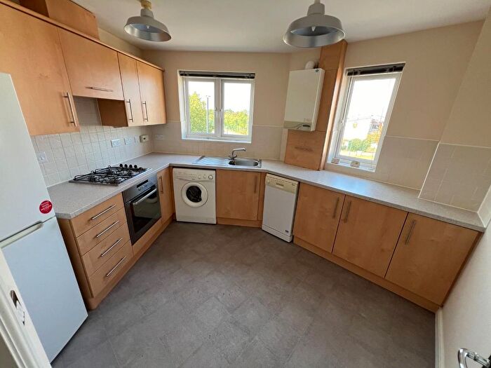 1 Bedroom Flat For Sale In Kingston House, Millgrove Street, Redhouse, SN25