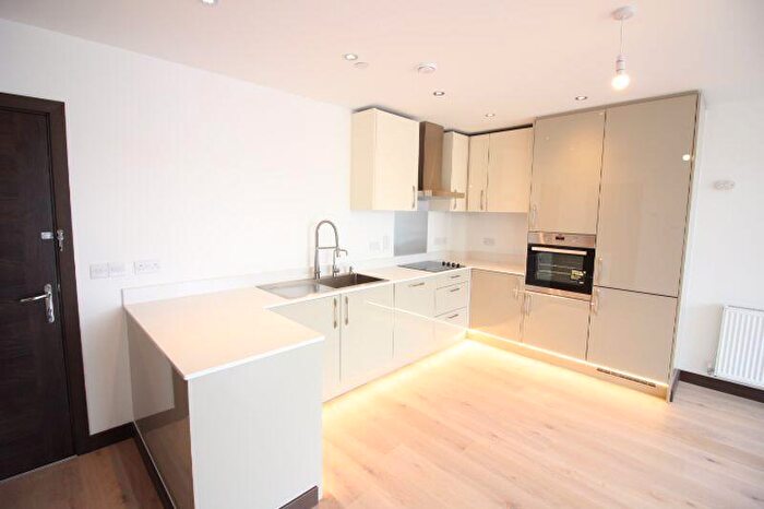 2 Bedroom Apartment To Rent In Luxury Apartment @ Fletton Quays, PE2