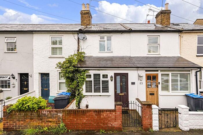 2 Bedroom Property To Rent In Bonner Hill Road, Kingston Upon Thames, KT1