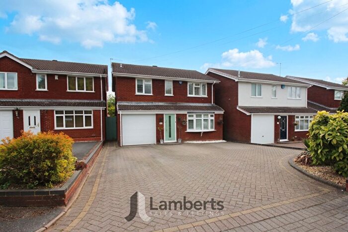 4 Bedroom Detached House For Sale In Jersey Close, Churchill North, B98