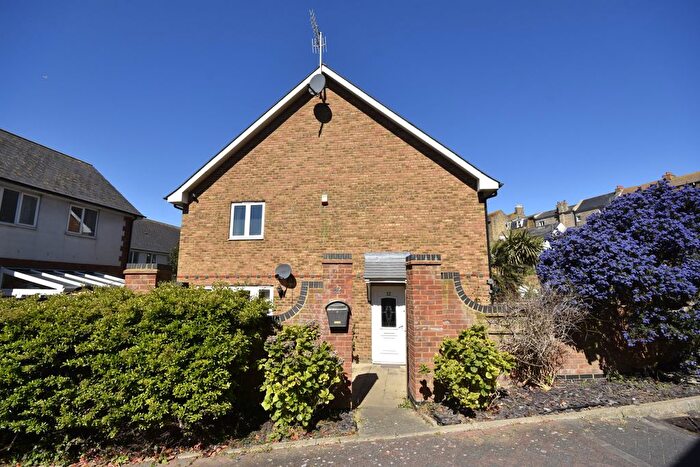 2 Bedroom Terraced House For Sale In Kings Mews, Margate, Kent, CT9