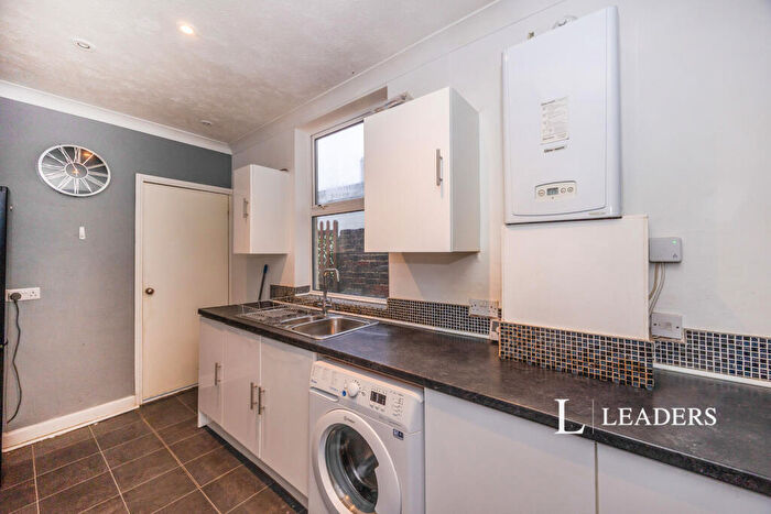 2 Bedroom Terraced House To Rent In Cuthbert Road, Portsmouth, PO1