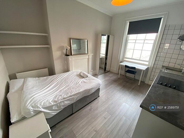 Studio To Rent In Norfolk Square, Brighton, BN1