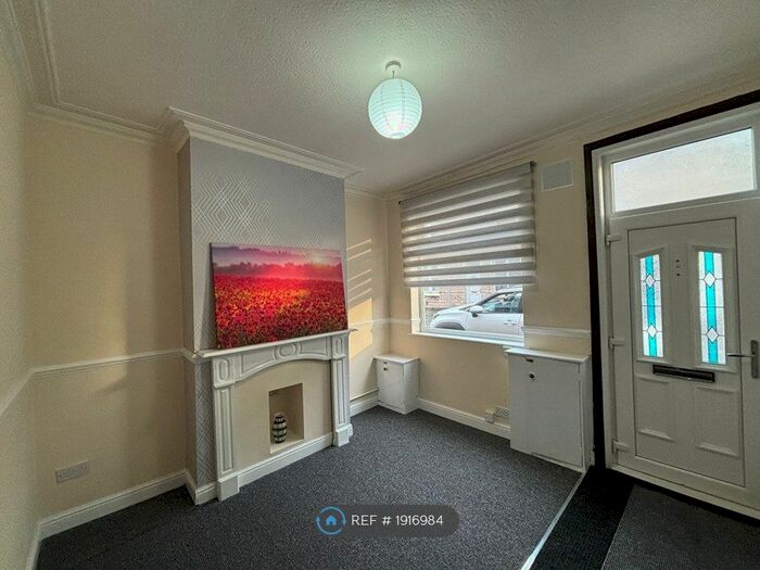 2 Bedroom Terraced House To Rent In Maclagan Street, Stoke-On-Trent, ST4