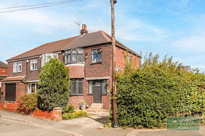 3 Bedroom Semi-Detached House For Sale In Moor View, Mirfield, WF14