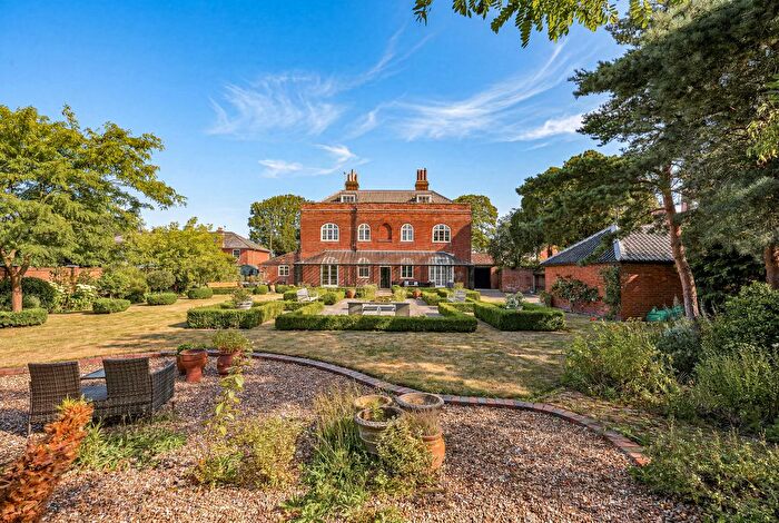 8 Bedroom Detached House For Sale In Ballygate, Beccles, NR34