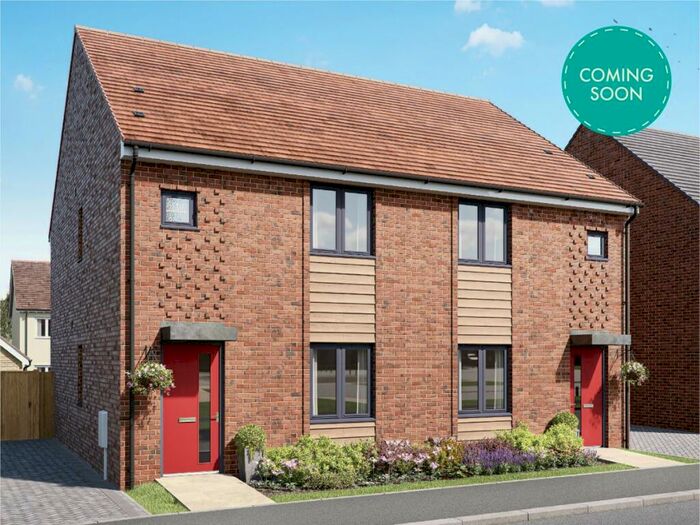 3 Bedroom House To Rent In Brindle Crescent, Braintree, CM7