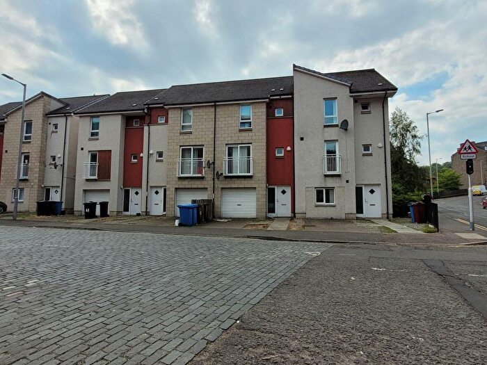 4 Bedroom Property To Rent In Rosefield Street, Dundee, DD1