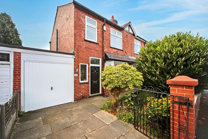 3 Bedroom Semi Detached House For Sale In Holme Terrace, Wigan, WN1