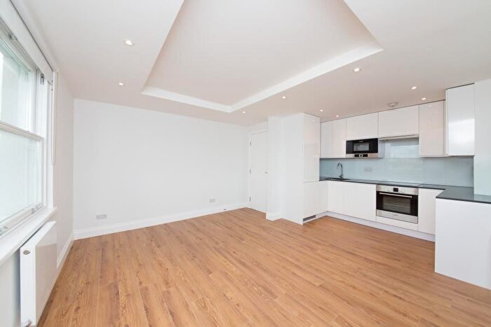 2 Bedroom Flat To Rent In Chippenham Road, Maida Vale, W9