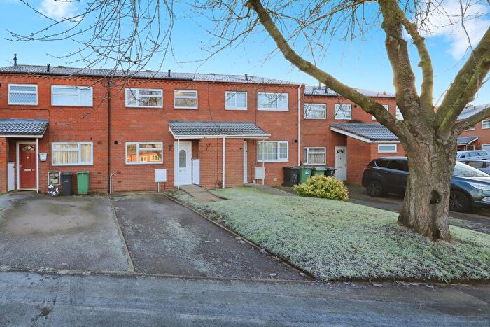 3 Bedroom Terraced House For Sale In Lauder Close, Dudley, West Midlands, DY3