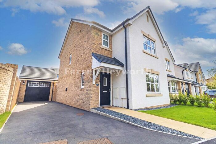 3 Bedroom Detached House For Sale In Mellings Place, Carnforth, Lancashire, LA5