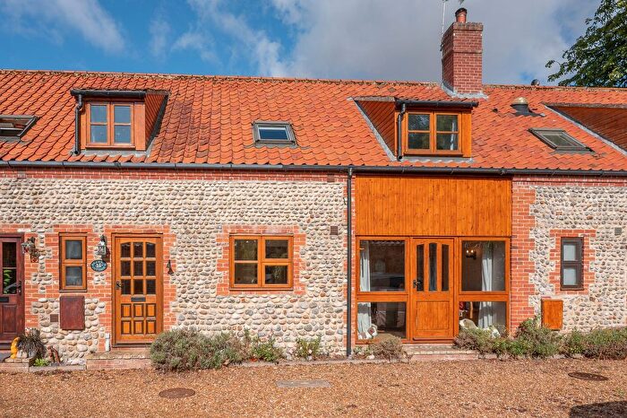 3 Bedroom Barn Conversion For Sale In Meadow Lane, Southrepps, NR11