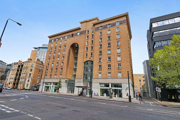 2 Bedroom Flat To Rent In Dryden Building, Commercial Road, E1