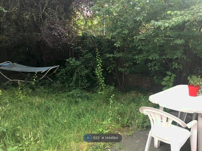 4 Bedroom Flat To Rent In Caledonia House, London, E14