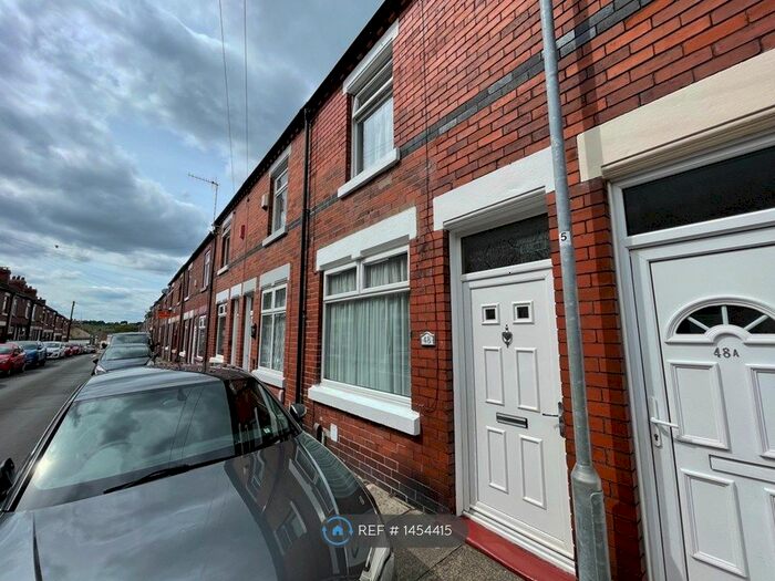 2 Bedroom Terraced House To Rent In Lockwood Street, Stoke-On-Trent, ST2