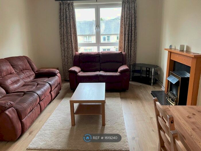 2 Bedroom Flat To Rent In Loganlea Avenue, Edinburgh, EH7