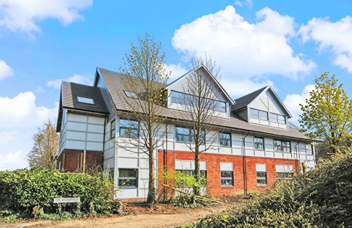 2 Bedroom Flat To Rent In Meadow Lane, St Ives, Cambs, PE27