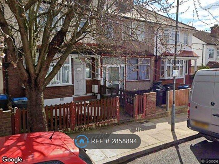 3 Bedroom Terraced House To Rent In Hill Road, Mitcham, CR4