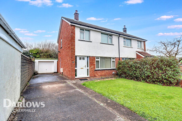 3 Bedroom Semi-Detached House For Sale In Brynau Road, Caerphilly, CF83