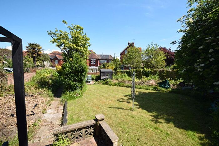 1 Bedroom Flat For Sale In Lewes Road, Eastbourne, BN21