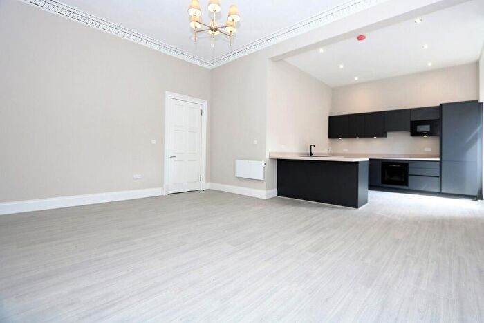 2 Bedroom Flat To Rent In Hyndland Road, Glasgow, G12