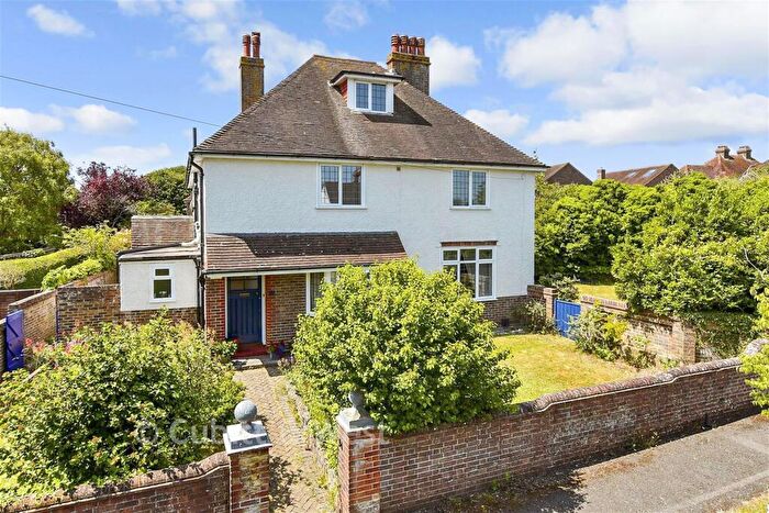 4 Bedroom Detached House For Sale In Gundreda Road, Lewes, East Sussex, BN7