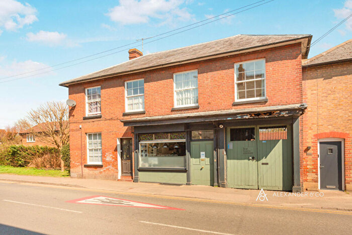 1 Bedroom Apartment To Rent In High Street, Northchurch., HP4