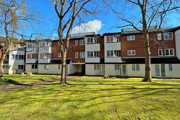 1 Bedroom Studio To Rent In Mount Lane, Bracknell, Berkshire, RG12