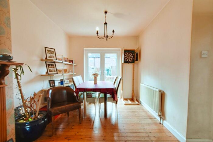 2 Bedroom Semi-Detached House For Sale In Tudor Drive, Oadby, Leicester, LE2