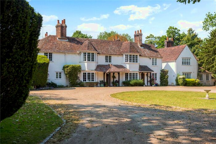 5 Bedroom End Of Terrace House For Sale In Epping Green, Hertford, SG13