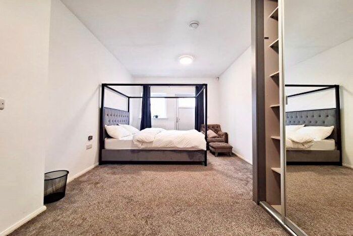 1 Bedroom Property To Rent In Spring Vale, Dartford, DA1