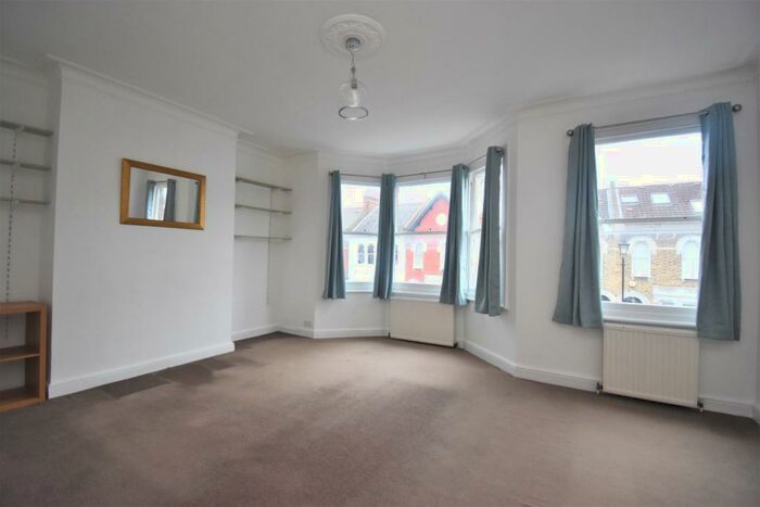 2 Bedroom Flat To Rent In Algernon Road London, SE13